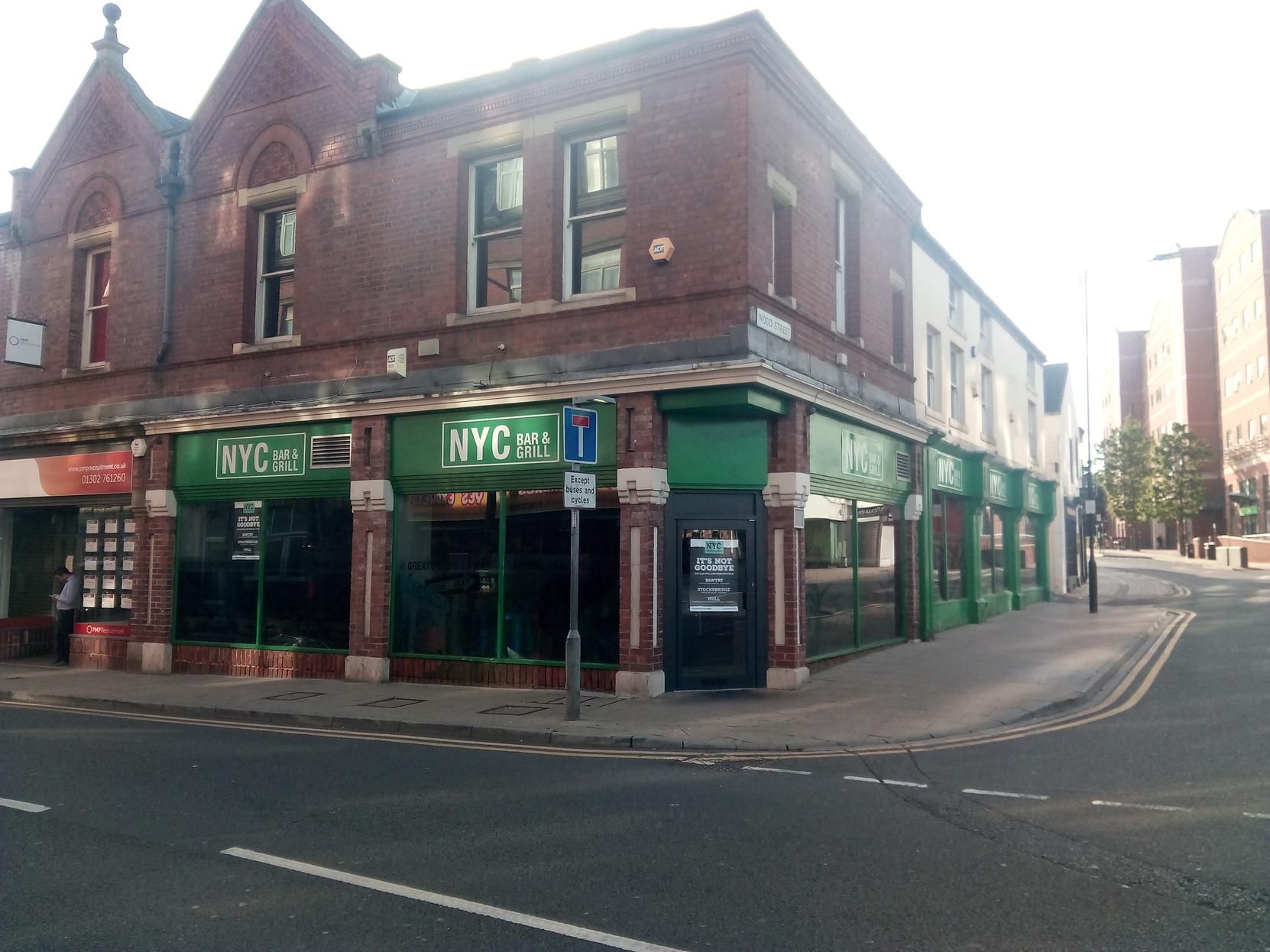 Doncaster town centre restaurant closes down two years after opening